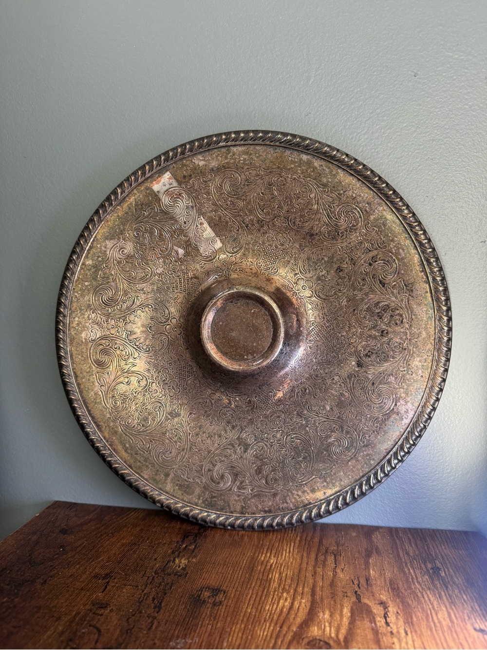 WM Rogers - Silver Finish Chip Plate